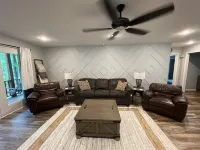 2BR 2Bath Condo Tree top view located at Lake Ouachita..