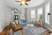 Beautifully Refreshed Home Close to Downtown FW!