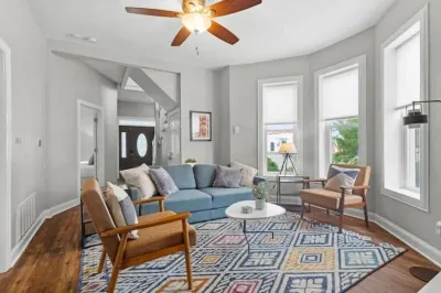 Beautifully Refreshed Home Close to Downtown FW! Các khách sạn gần Allen County Public Library