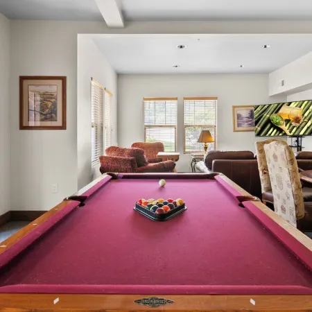 Private Balcony w/Mountain & Lake Views, Hot Tub, Near Hiking Trails & Park City