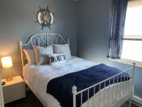 Oasis on Empire near Buckeye Lake!