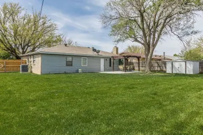 Cheerful Oasis|3bd 2bath|Central Location|FamIlies Hotel berhampiran Arts in the Sunset