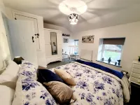 Mountainside Cottage - Excellent Hillwalking and Adventure Location Hotels near Eryri National Park (Snowdonia)