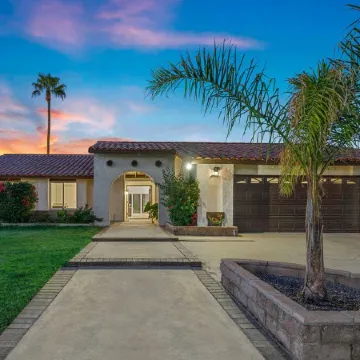 Lush Chic Living Private Backyard Heated Saltwater Pool