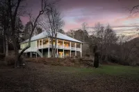 Suches Streams and Dreams Hotel dekat Vogel State Park