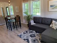 PET FRIENDLY The Barn Studio w/private bedroom