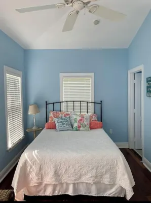 Beautiful Waterfront Villa 133 Anglers Reef with On-Site Boat Slip Hotel in zona Founders Park Soccer Fields