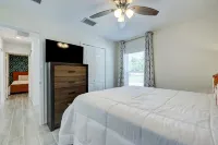 Cozy Villa #4, 3 minutes from Downtown & 10 minutes to the Beach