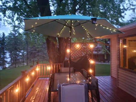 Lakeside Leisure: Relax, Recharge, Reconnect!