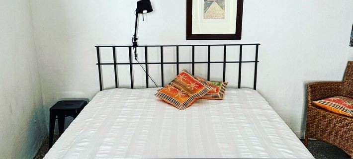 Holiday house with sea view and sun terrace, 4 km to beach Hotels in Cipressa