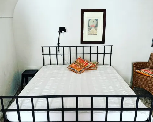 Holiday house with sea view and sun terrace, 4 km to beach Hoteles en Cipressa