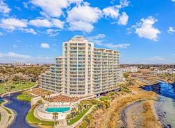 Luxury Condo I Gated Resort l Direct Oceanfront l Across from Barefoot 🏝🕶☀️
