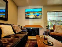 Family Fun Home 3 Bedrooms!- Great Central Location to la -Pet Friendly