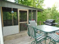 Beautiful cabin overlooking Crooked Creek on the Tennessee river - Wi-Fi