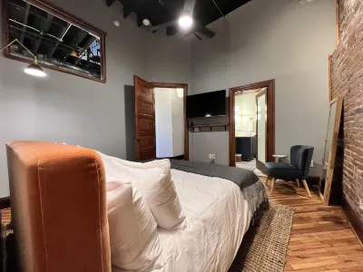 1882 Lofts - 402