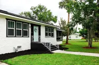 2 Bedroom Private Vacation Home in Winter Haven