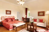 Villa Rothschild, Autograph Collection
