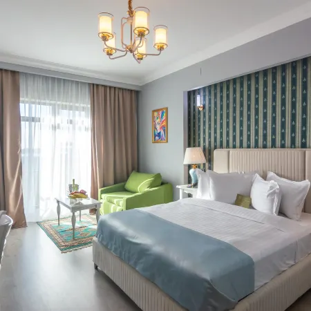 Phoenicia Express Hotel