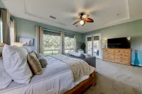 Walk to Coachella & Stage Coach: Private Pool, Spa, Firepit, Pool Table, Casita