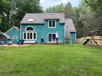 Family Friendly Kennebunkport Home ~ Walk to Dock Square ~ Independent Office Space - 3-Star