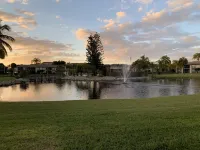 1st floor Ft. Myers Davis Lake Condo, minutes to Sanibel and Fort Myers beach