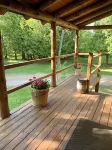 Rustic Log Home located near Baileys Harbor