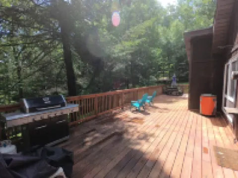 Secluded Pocono lodge, perfect for a weekend getaway with friends or family