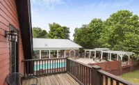 Secluded Getaway at Wayward Cottage