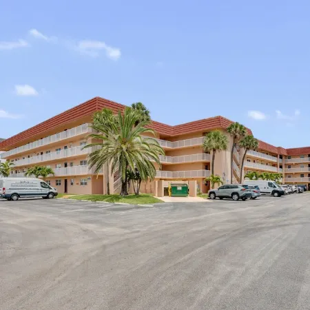 Oceanfront Condo, Family Friendly Close To Orlando Attractions