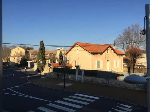 Village house - Monteux center - Provence Hotels in Monteux