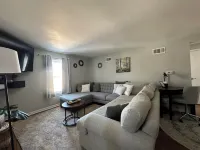 Cozy apartment right in Downtown Downers Grove