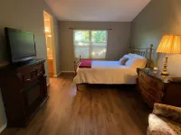 Nicely updated home in great location near campus + downtown