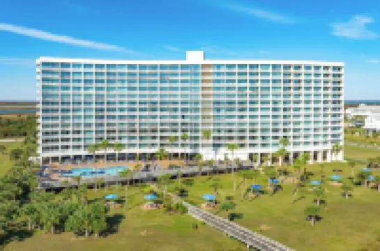 Three bed room, beach- front  end unit with magnificent views, on the11 floor.