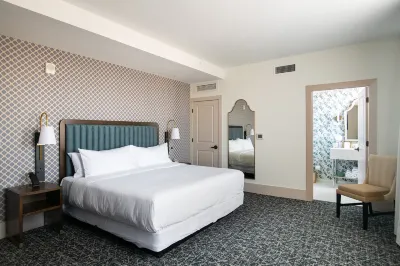 Hotel Petersburg, Tapestry Collection by Hilton Hotel in zona Keystone Tractor Works LLC