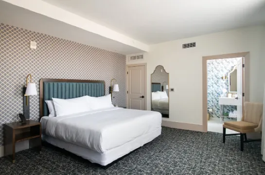 Hotel Petersburg, Tapestry Collection by Hilton - breakfast