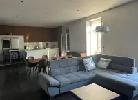 Logement de Luxe Avec Piscine Intérieure Privée