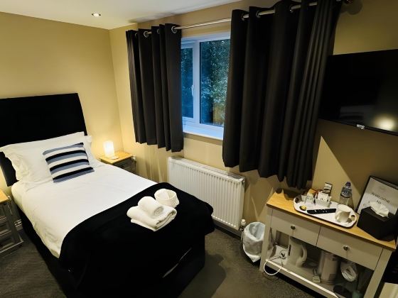 Highfield Coach House