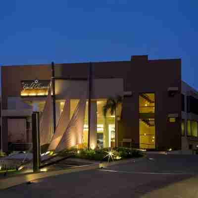 The Gold Beach Resort Hotel Exterior