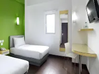 Amaris Hotel Pekanbaru Hotels in Pekanbaru City