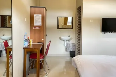 RedDoorz at Joyce Guest House Medan Hôtels à : Medan Selayang