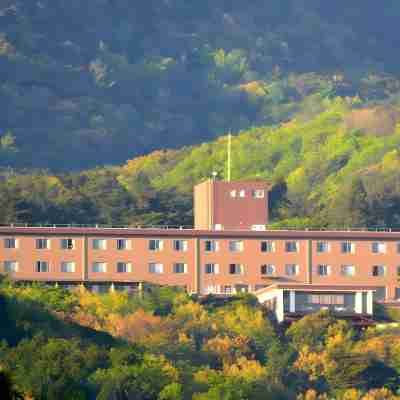 旅行人山荘 Hotel Exterior