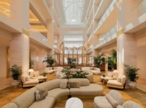 Regent Santa Monica Beach