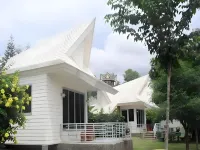 Rai Fhun PEN Jing Hotels in Sung Noen District