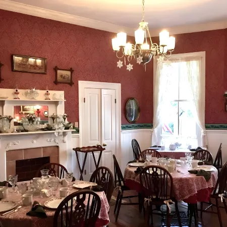 Holly House of Hamilton