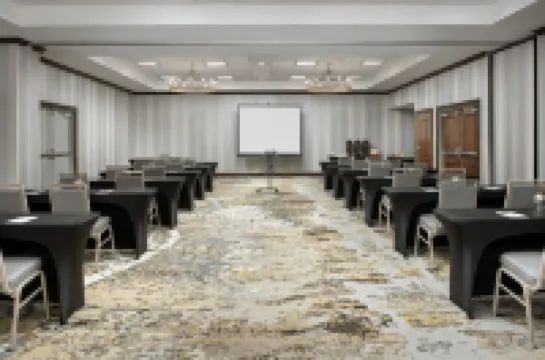 Embassy Suites by Hilton Dulles North Loudoun Hotels in Ashburn