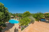 PILI - Wonderful villa with private pool amidst the fields. Free WiFi Hotels in Felanitx