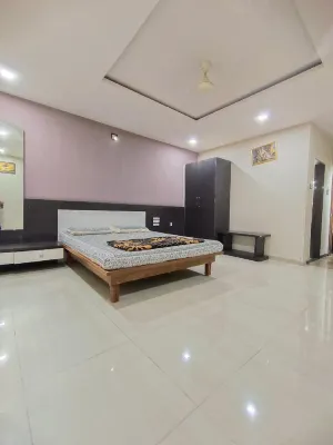 Hotel Sai Darshan Rajpipla