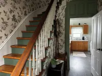 Hillside Haven Historic Vacation Home in Deersville by Tappan & Clendening Lakes - Wifi