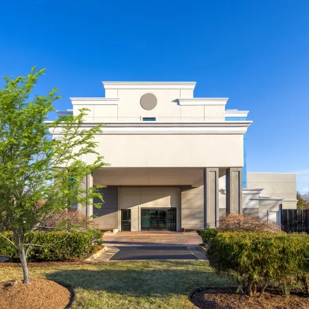 Holiday Inn Express & Suites LEESBURG - HISTORIC DISTRICT by IHG