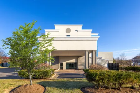 Holiday Inn Express & Suites Leesburg - Historic District